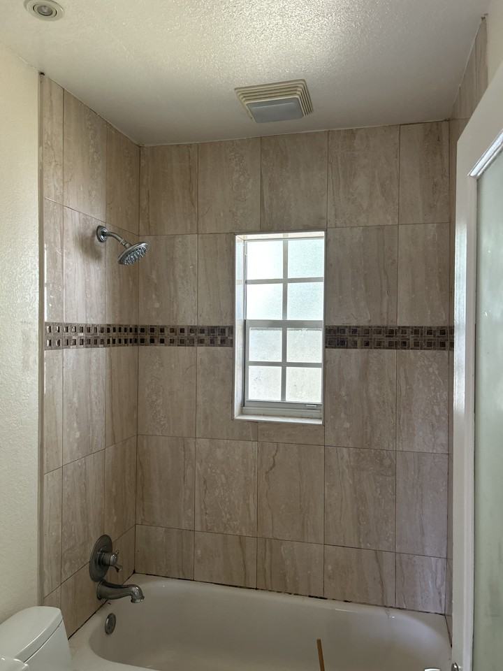 327 Nw 59th Ter #NA - Photo 7 of 10