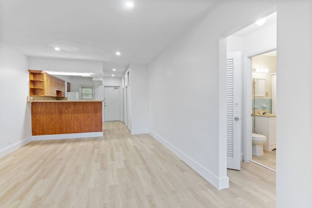 6580 Santona St #A - Photo 4 of 14