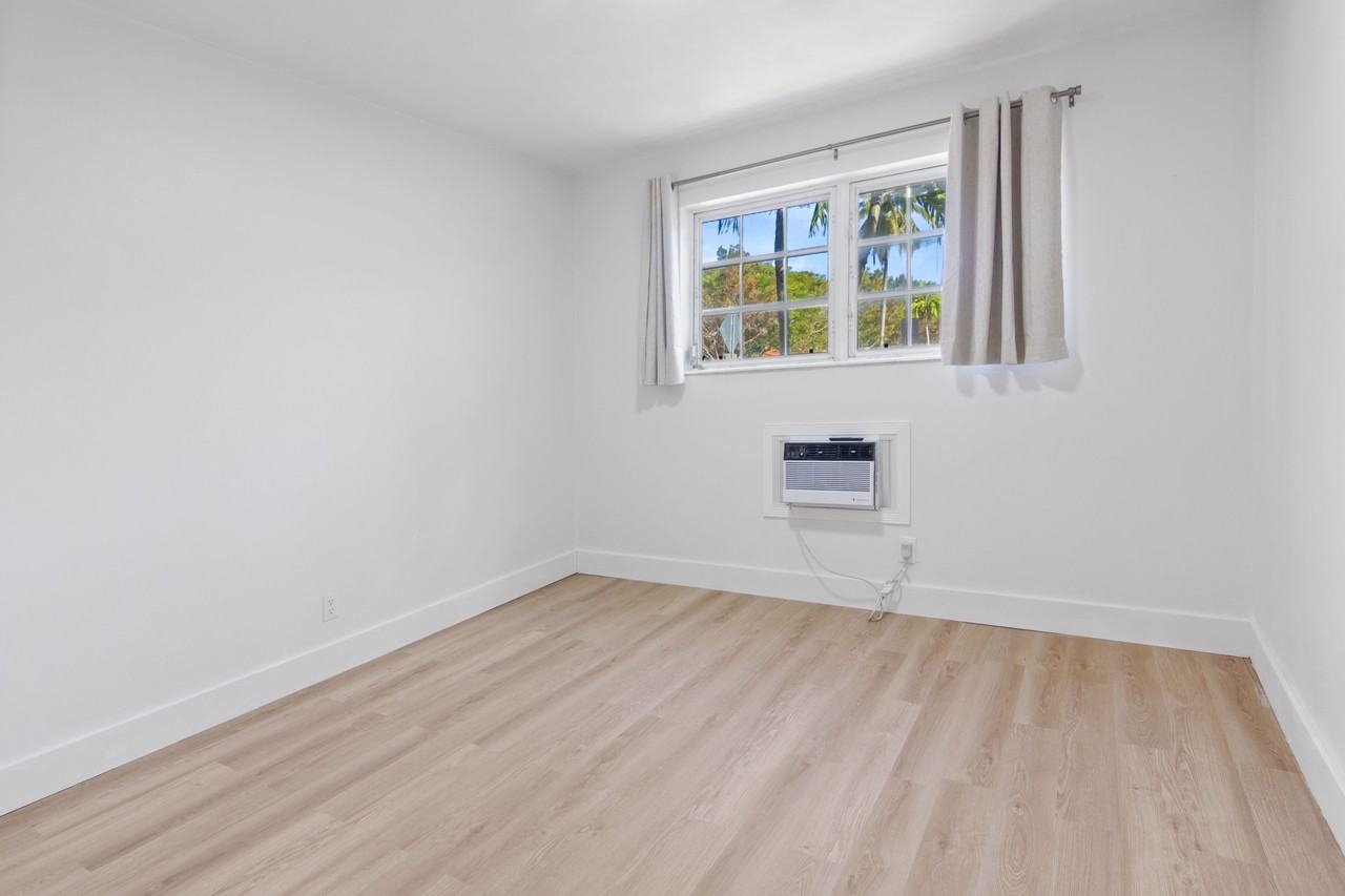 6580 Santona St #A - Photo 6 of 14