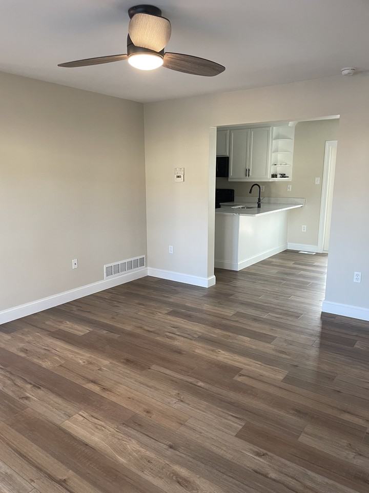 186 Exton Rd #186 - Photo 4 of 14