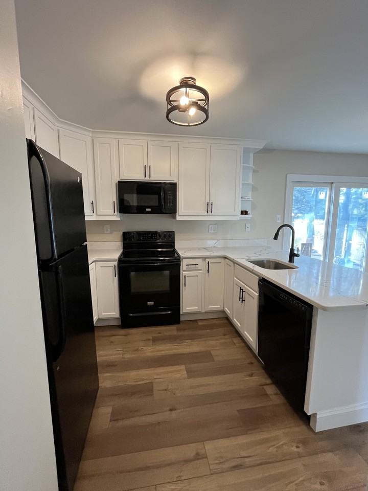 186 Exton Rd #186 - Photo 6 of 14