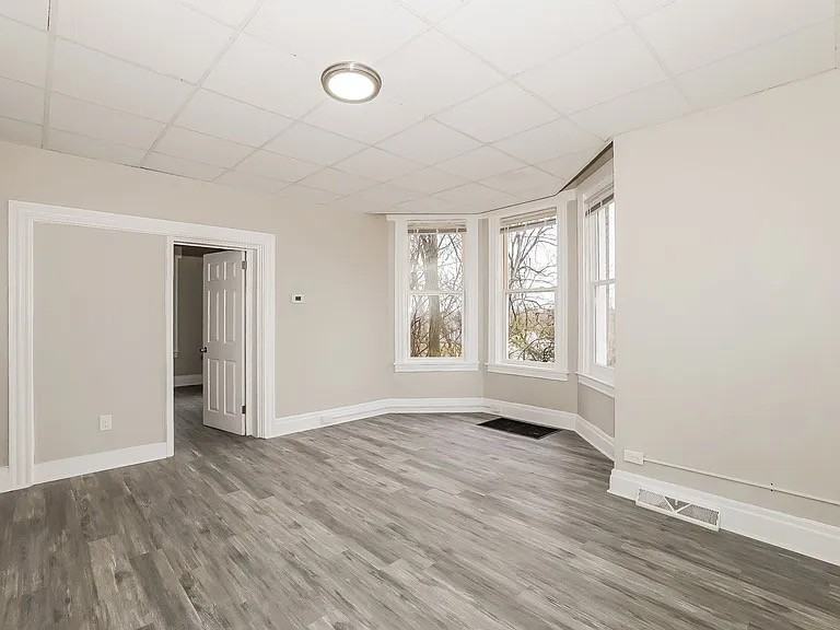 4028 Vinceton St #NA - Photo 2 of 9