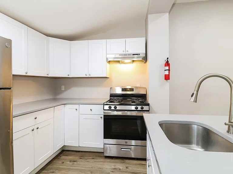 2030 W Atlantic St #NA - Photo 3 of 9