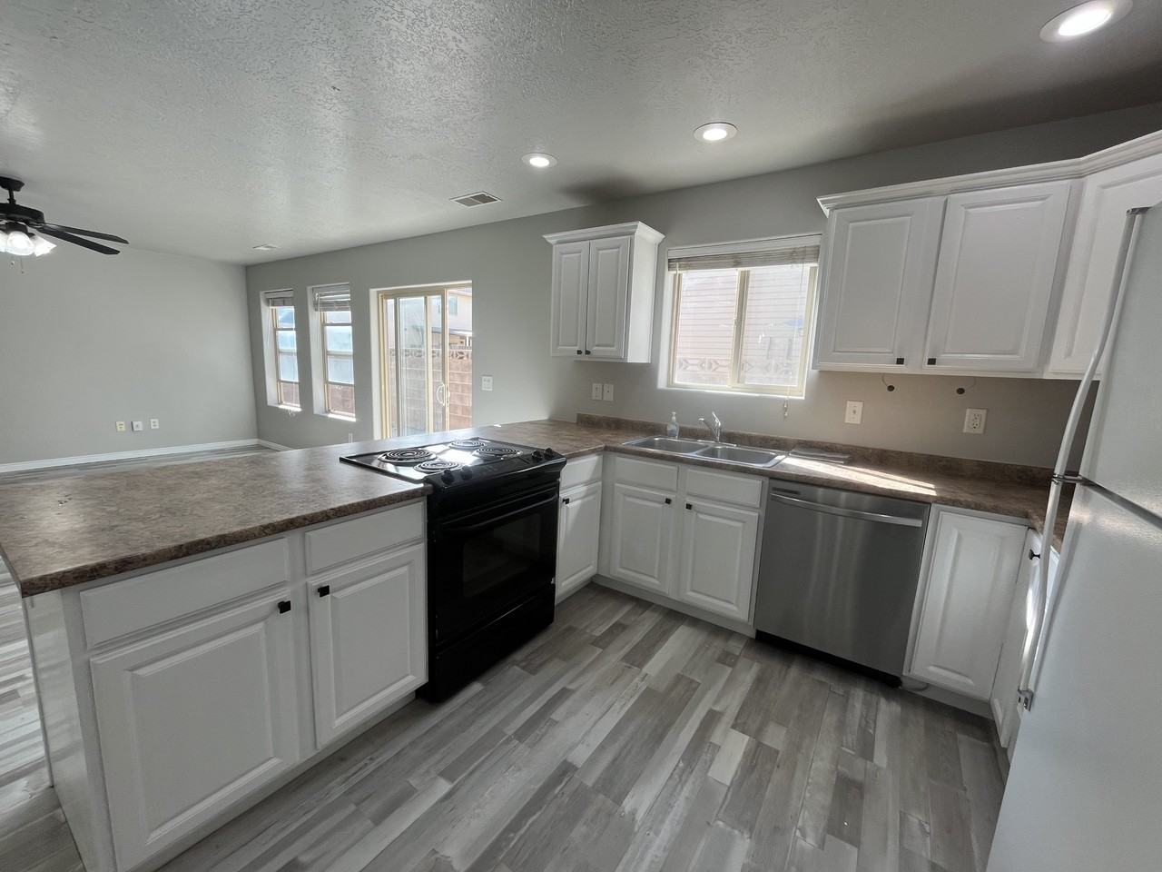 1843 W Gemini Meadows Ln #NA - Photo 5 of 17