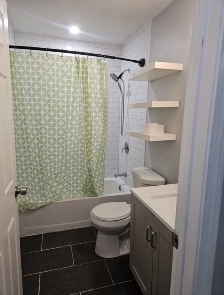 61 Pinevale St #61 - Photo 7 of 7