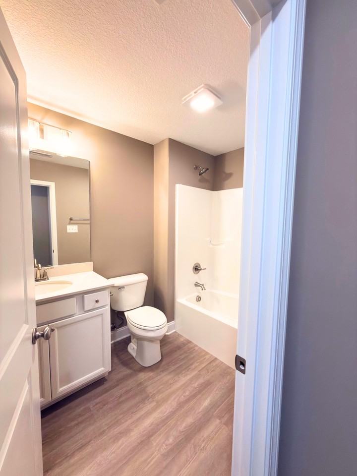 7314 Woodpecker Way #NA - Photo 4 of 9