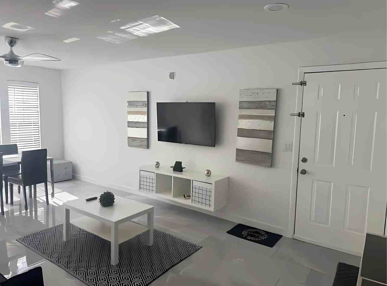 11508 Westwood Boulevard #313 - Photo 3 of 9