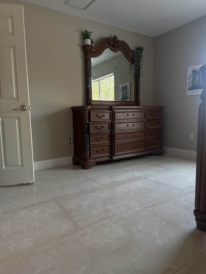 Sw Mercedes Ave #NA - Photo 3 of 7