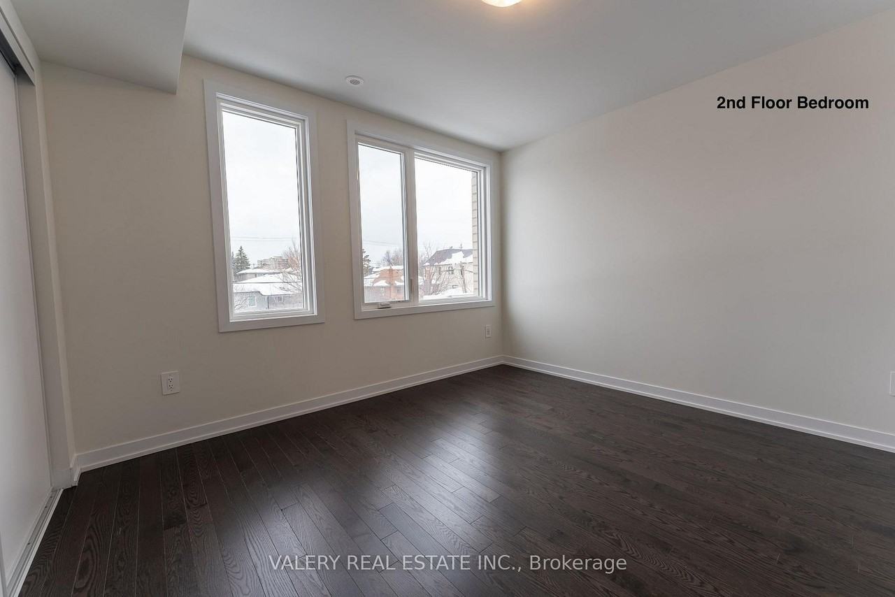 18 Green Gardens Boulevard - Photo 6 of 27