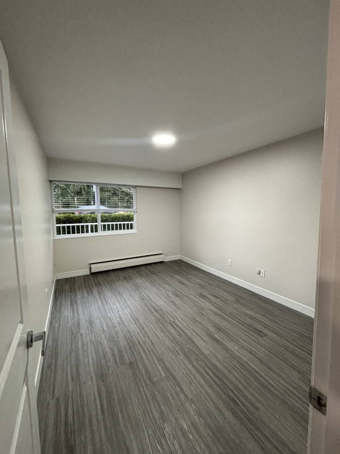 5521 16 Avenue #103 - Photo 3 of 10