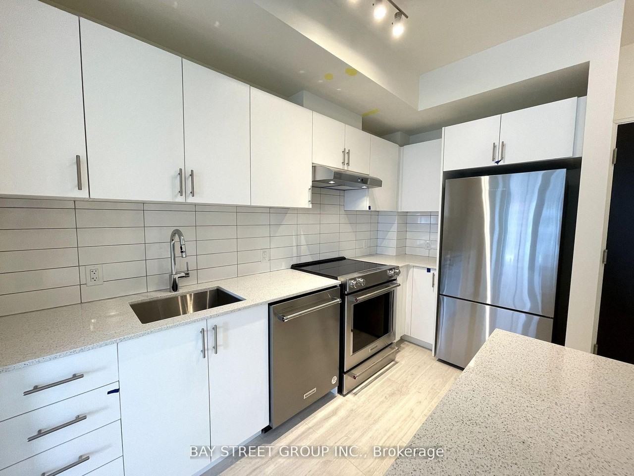 9000 Jane Street - Photo 2 of 9