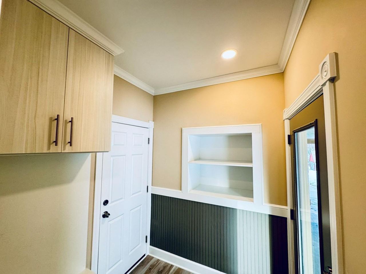 661 N 1600 Rd - Photo 3 of 45