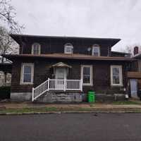 featured image of 104 8th St Ne