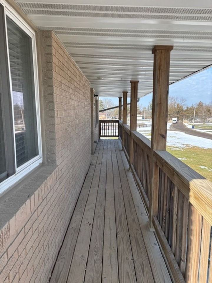 9359 Valley View Dr - Photo 2 of 11