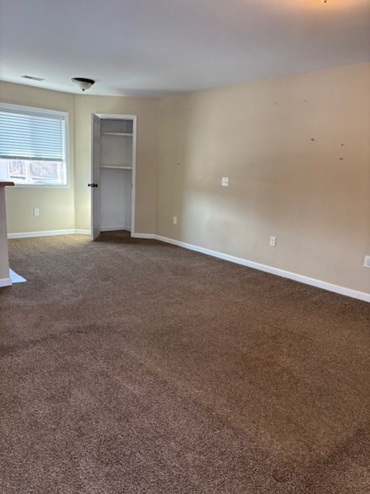 9359 Valley View Dr - Photo 4 of 11