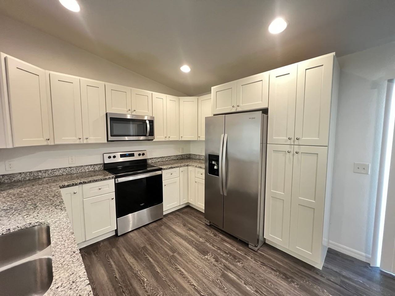 113 Fisher Ct - Photo 7 of 23