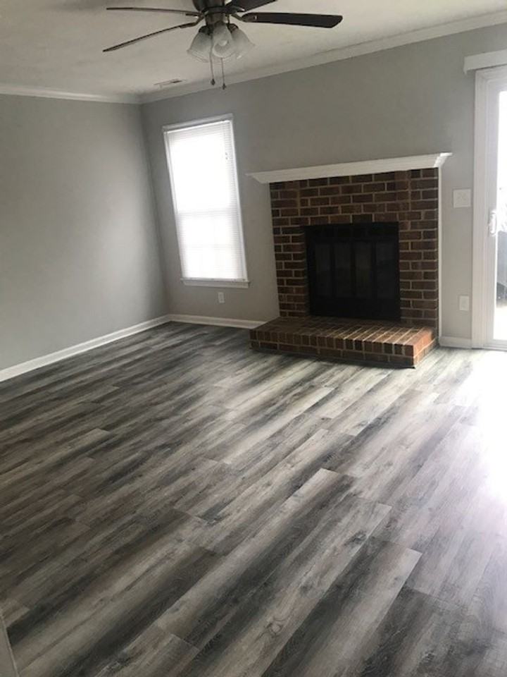 2123 Lyndora Rd - Photo 5 of 12