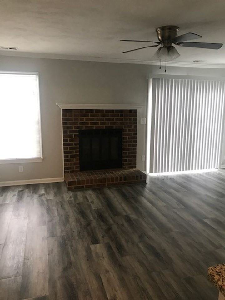 2123 Lyndora Rd - Photo 6 of 12