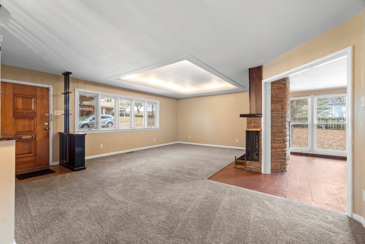 1721 Cecelia St - Photo 6 of 29