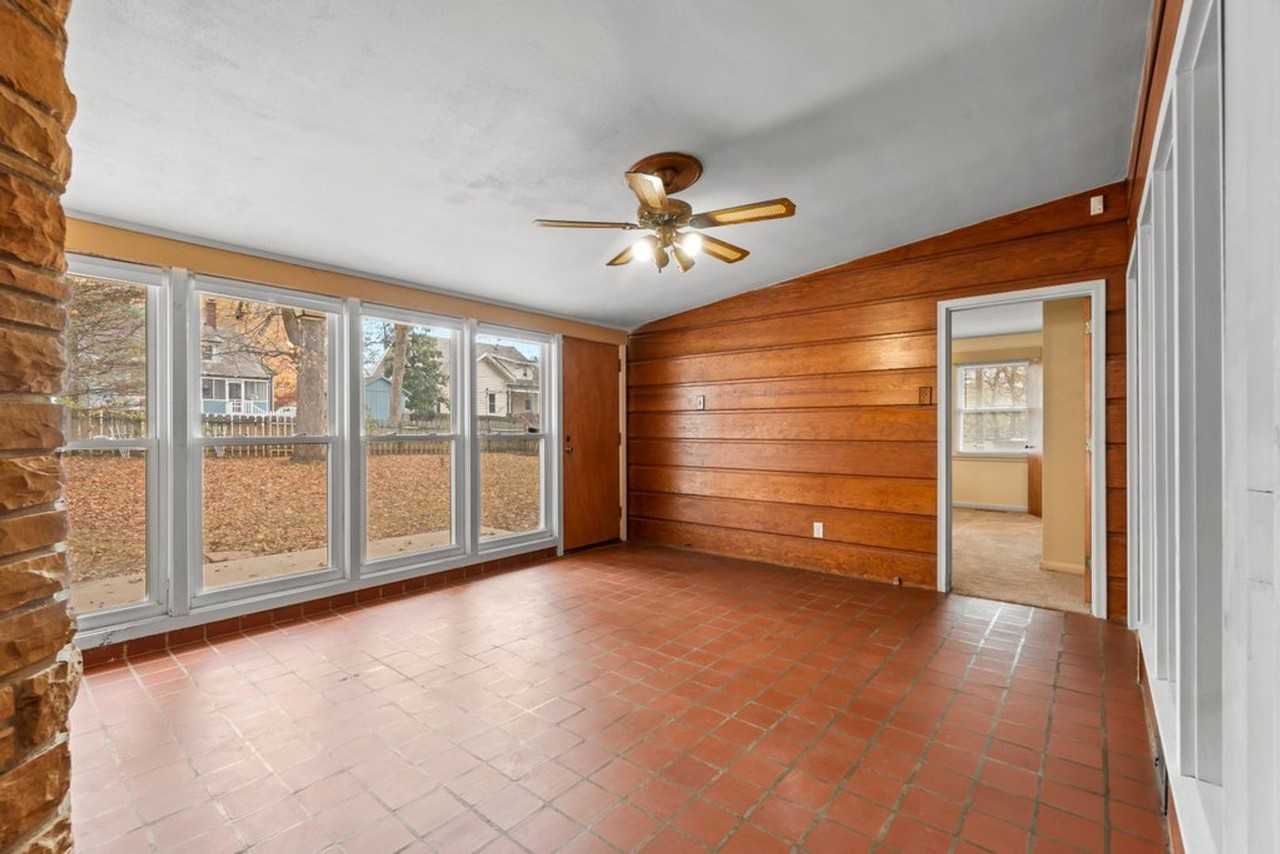 1721 Cecelia St - Photo 7 of 29