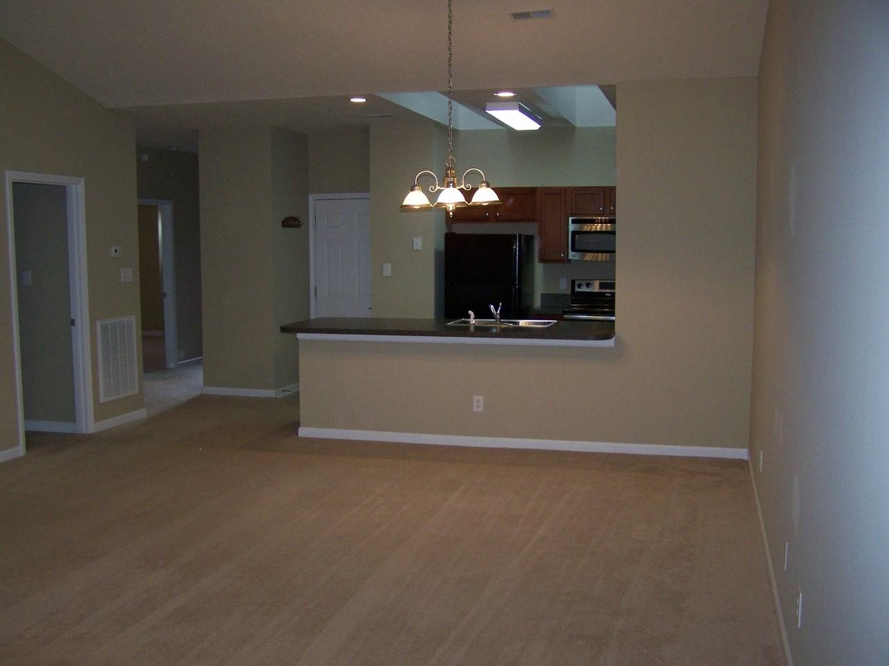 7409 Long Shot Ln - Photo 6 of 9