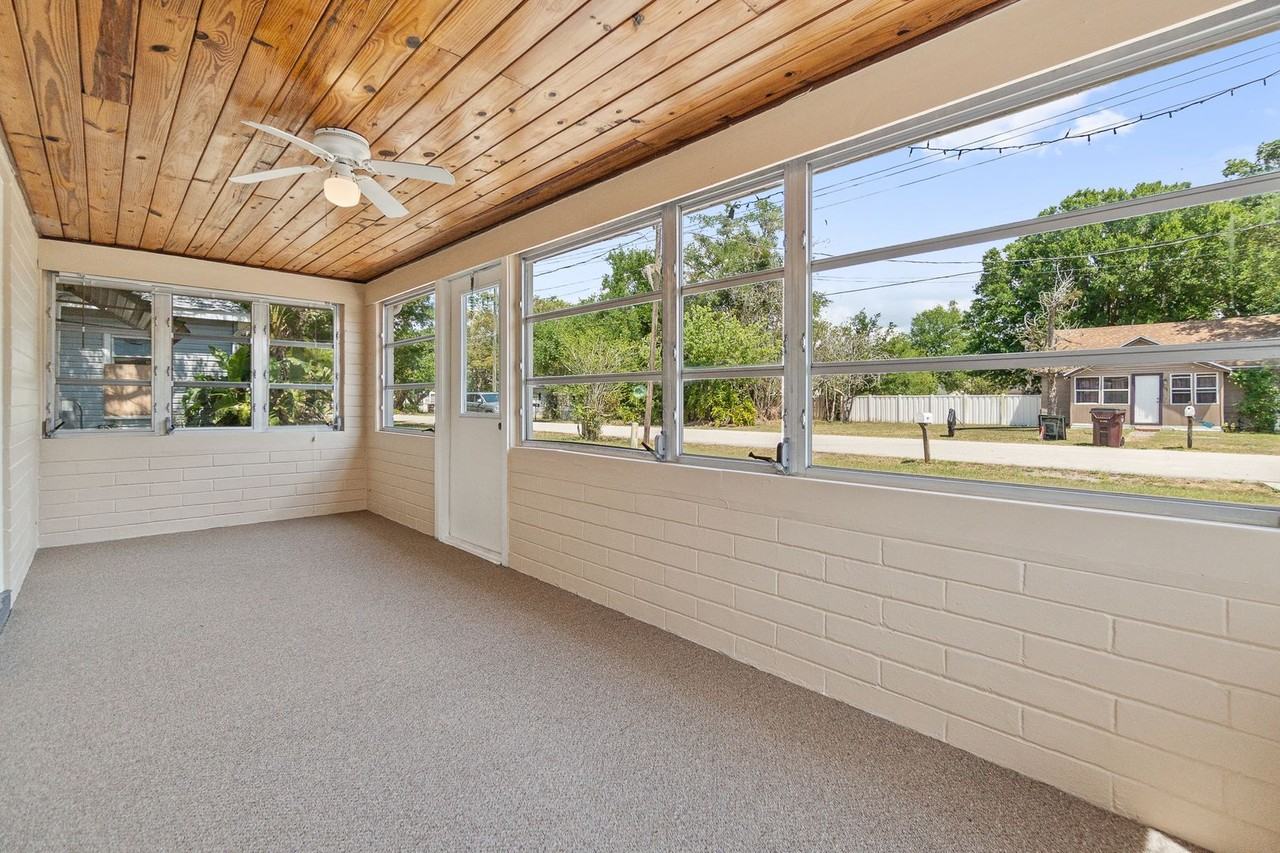 608 Missouri Ave - Photo 5 of 44