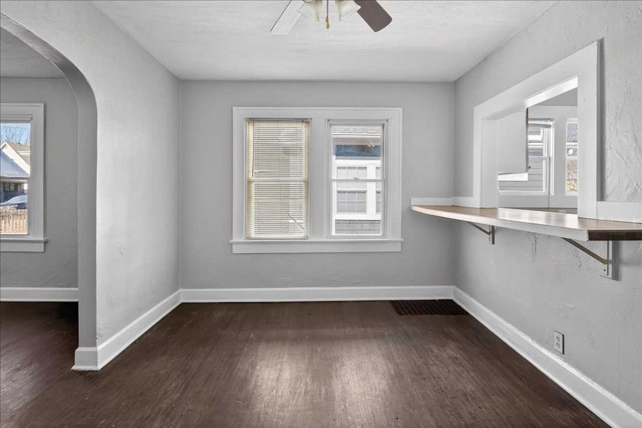 1011 N Lasalle St - Photo 5 of 11