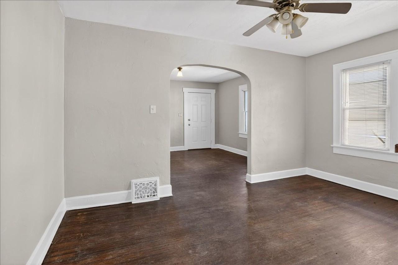 1011 N Lasalle St - Photo 6 of 11