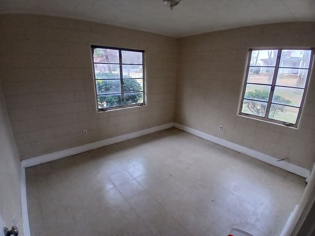 2428 E Garner Rd - Photo 4 of 6