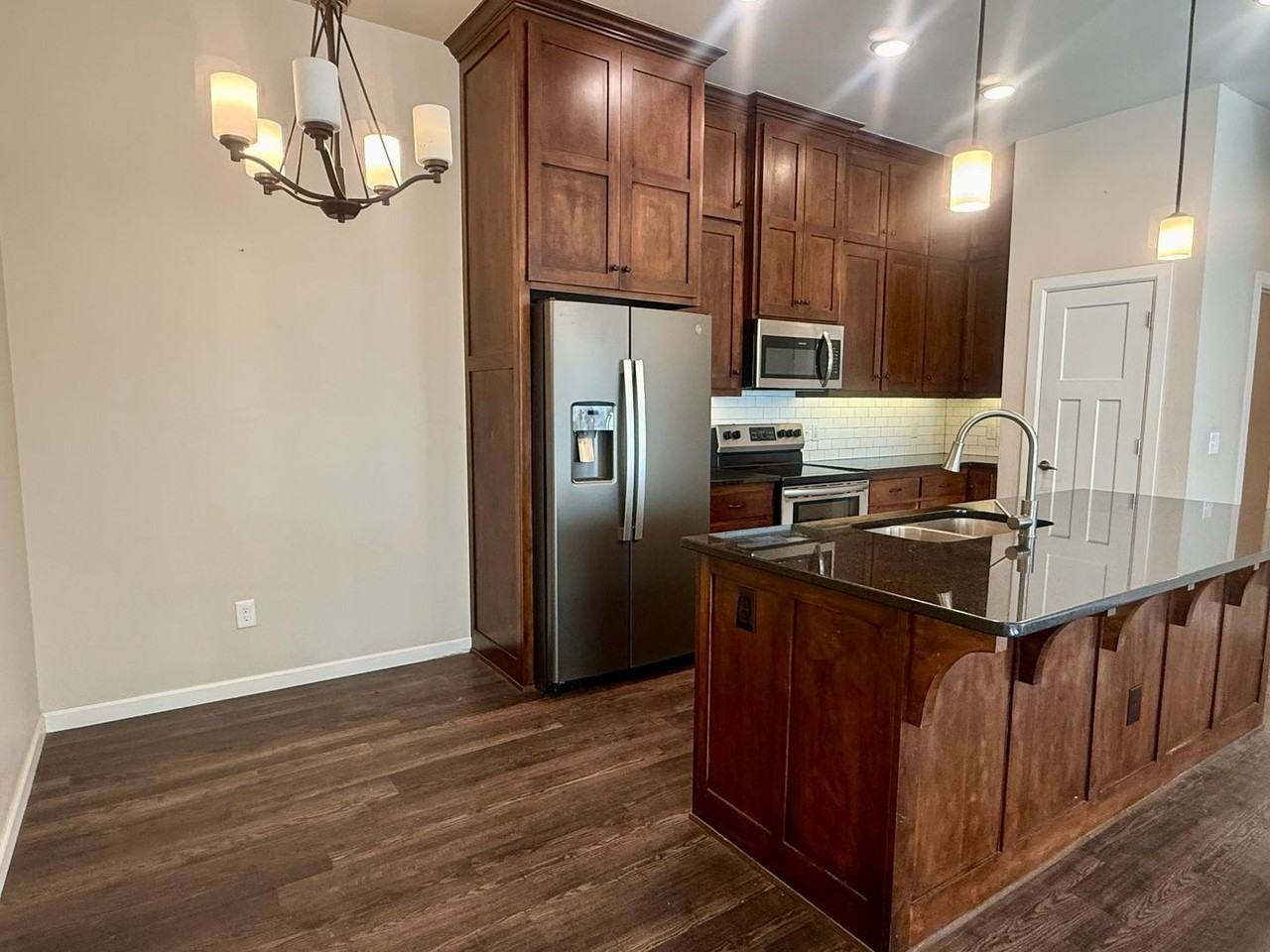 6521 Bentwood Villas Dr #B - Photo 5 of 16