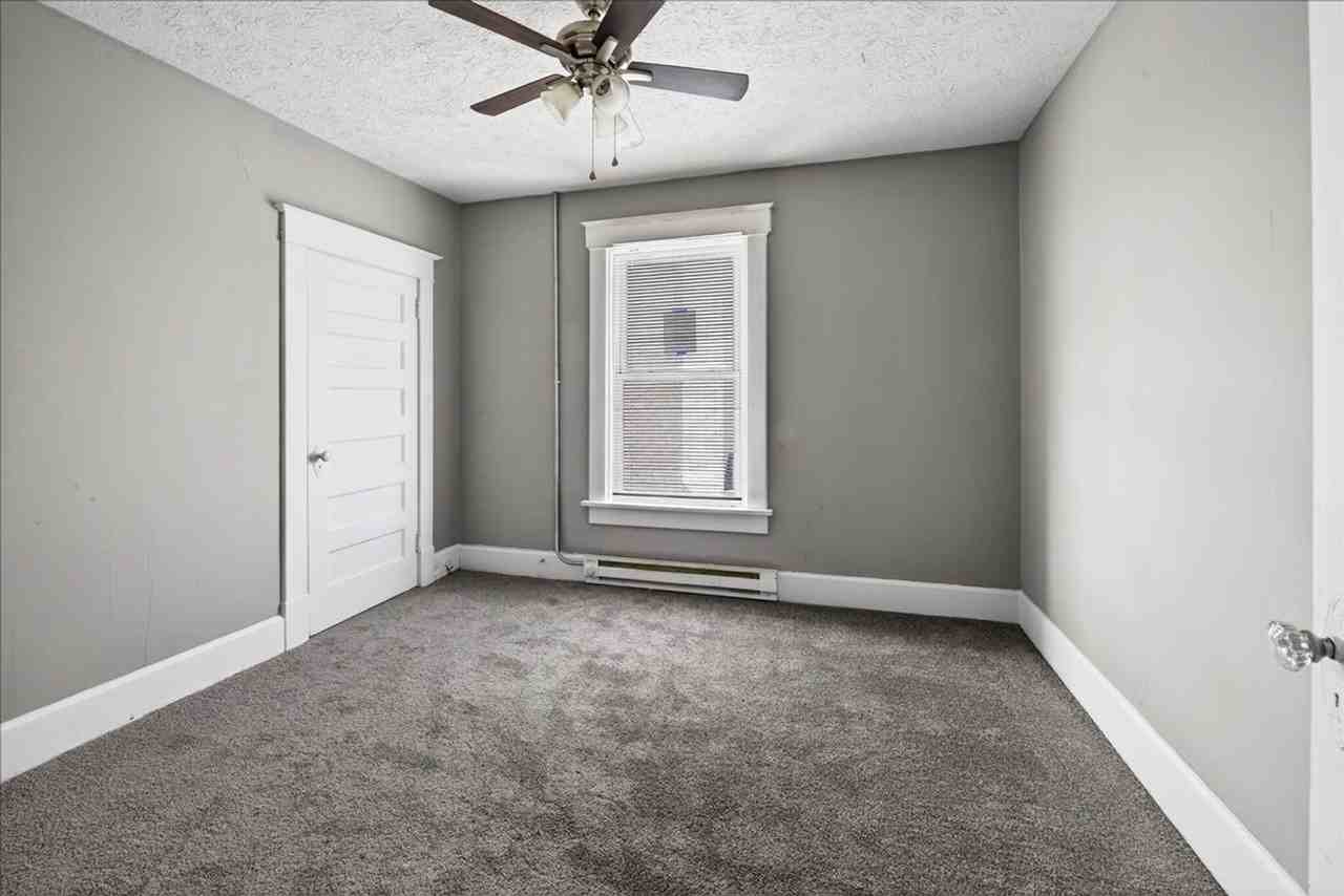 4114 1/2 E Washington St - Photo 5 of 9