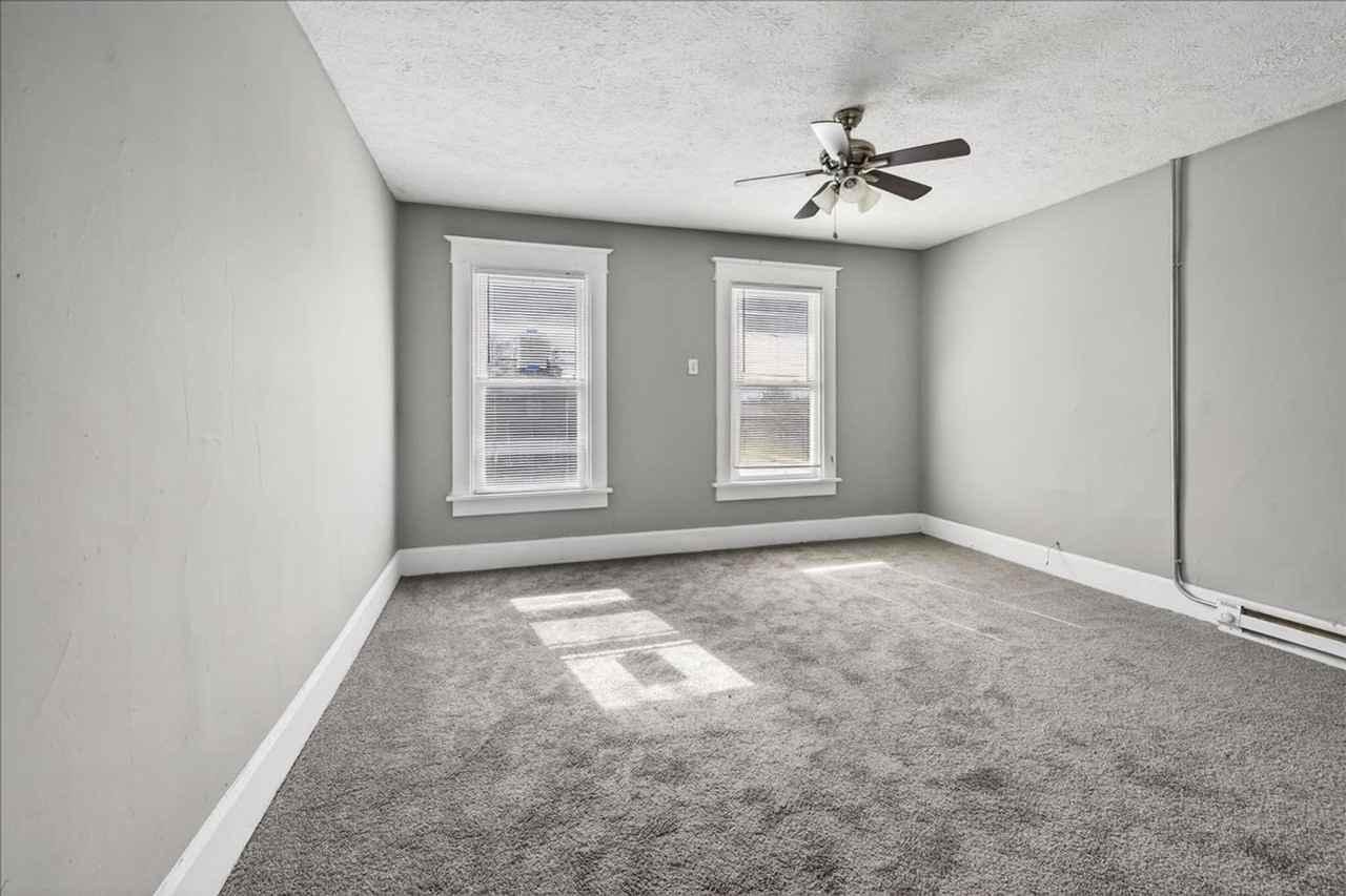 4114 1/2 E Washington St - Photo 6 of 9