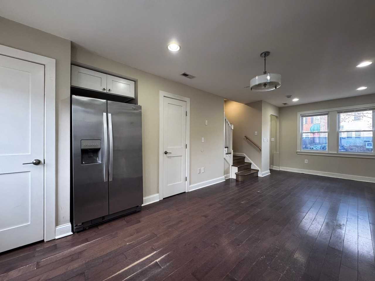 3351 Clay Pl Ne - Photo 5 of 18