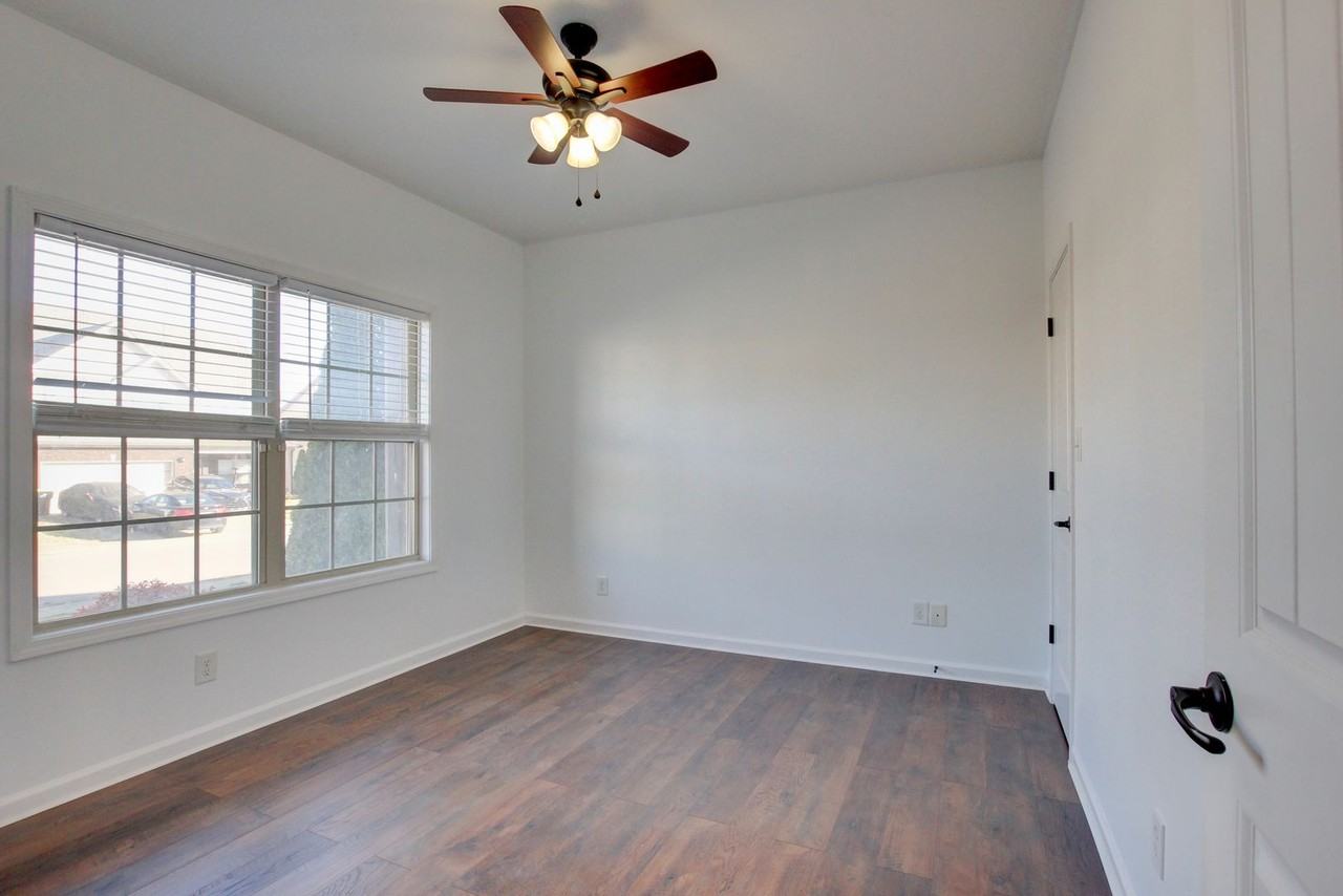 104 Raider Dr - Photo 6 of 22