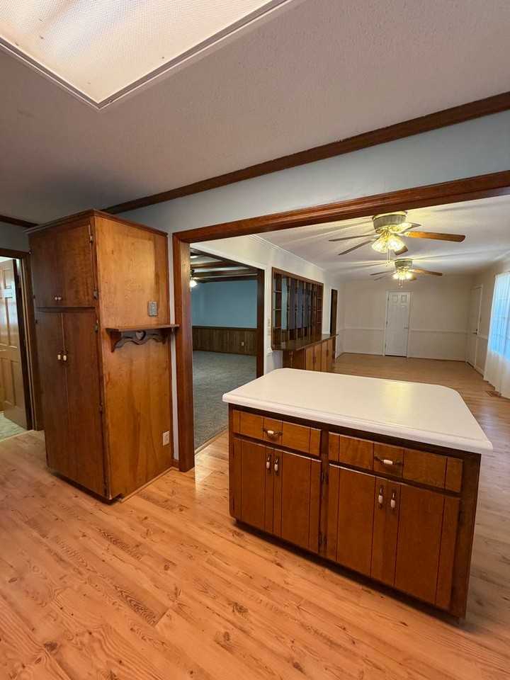 1930 Spring Garden Rd - Photo 6 of 23