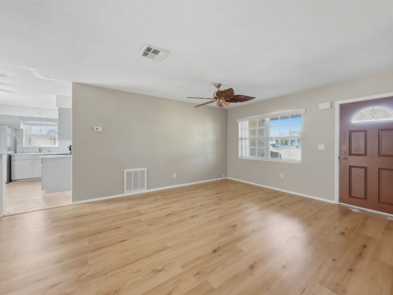 10838 87th Ave - Photo 3 of 15