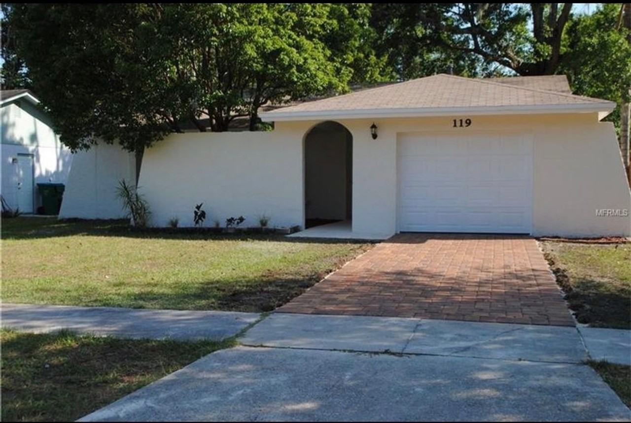 119 N Alderwood St - Photo 2 of 24