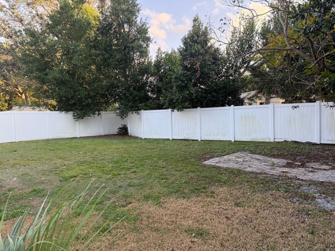 119 N Alderwood St - Photo 4 of 24