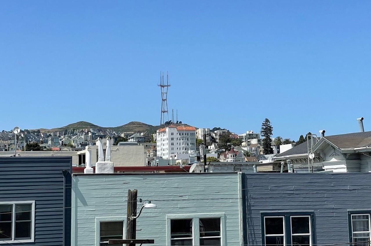 2960 Mission St - Photo 5 of 13