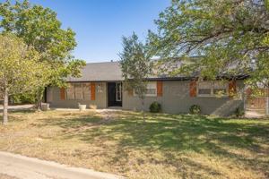 featured image of 403 Palo Duro Dr