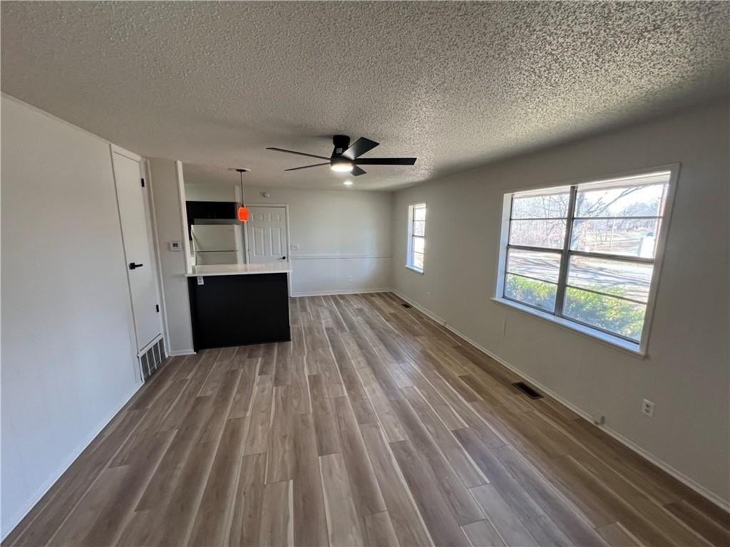 2 Lancaster Dr - Photo 5 of 9