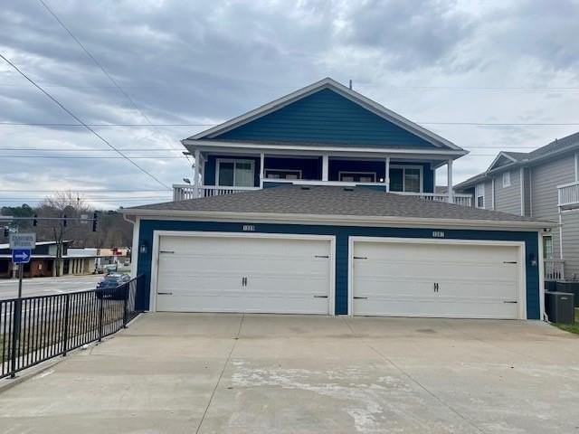 1089 N Leverett Ave - Photo 2 of 24