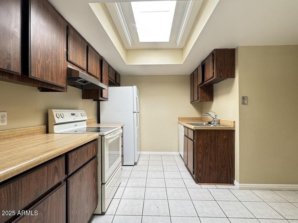 546 S Allred Dr - Photo 6 of 23