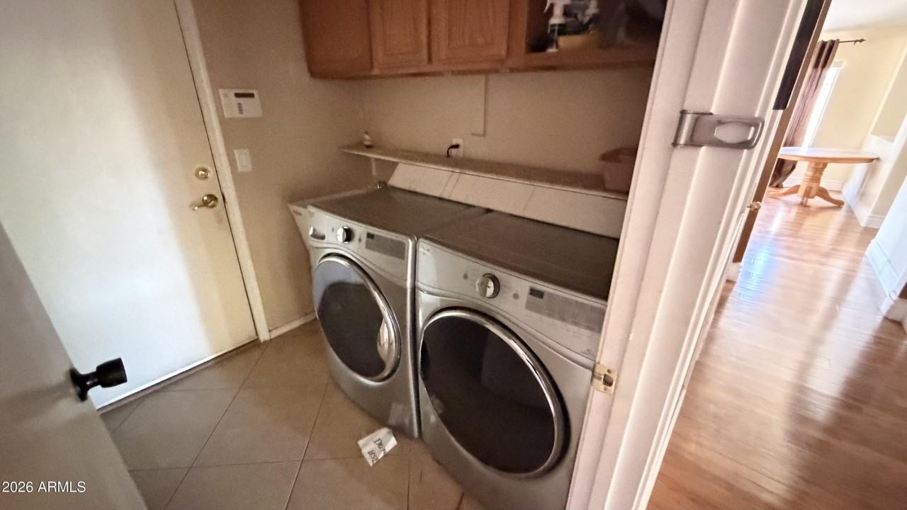 5940 W Villa Theresa Dr - Photo 7 of 8