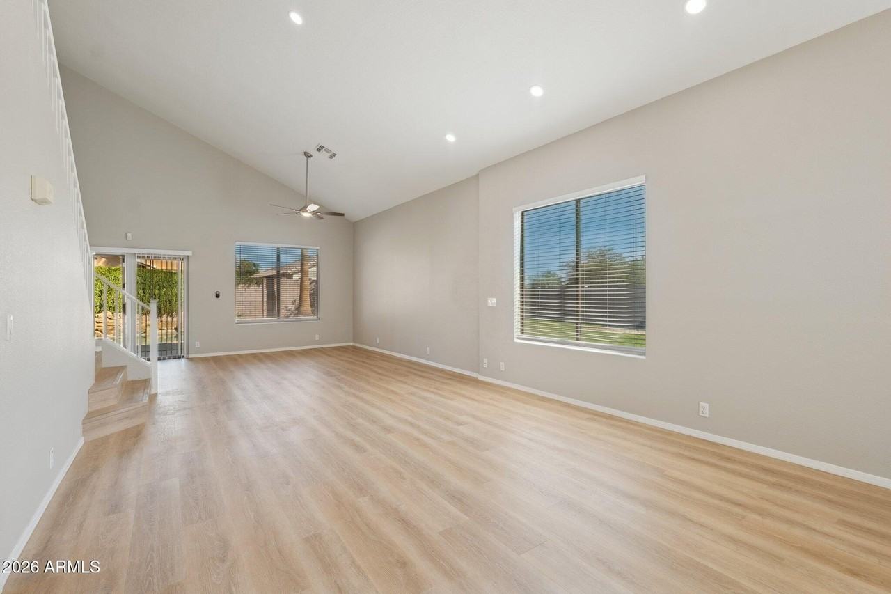 8630 W Marconi Ave - Photo 6 of 35