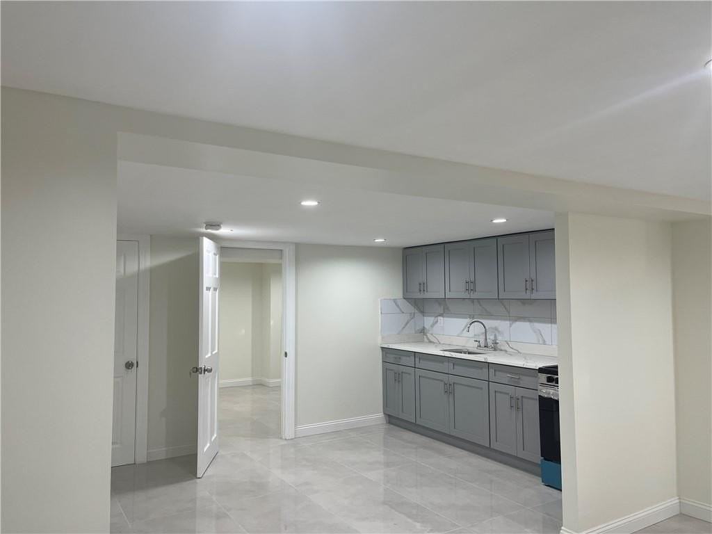 114 Emily Ave - Photo 7 of 19