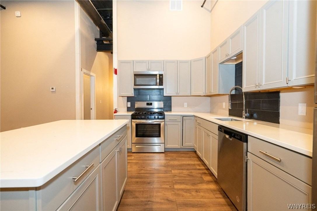 2335 Main St - Photo 5 of 25