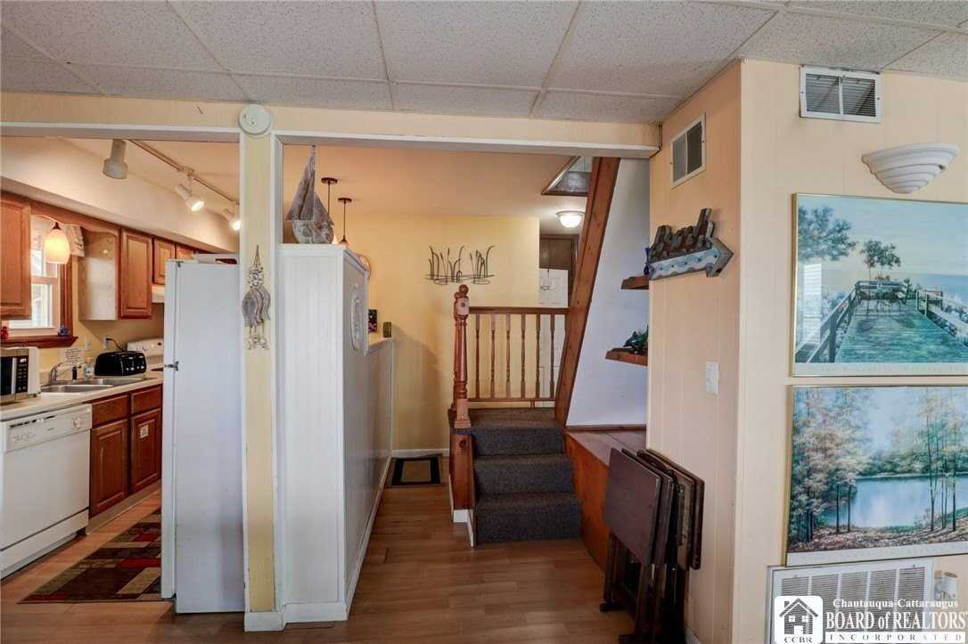 2372 Lakeside Dr - Photo 6 of 49