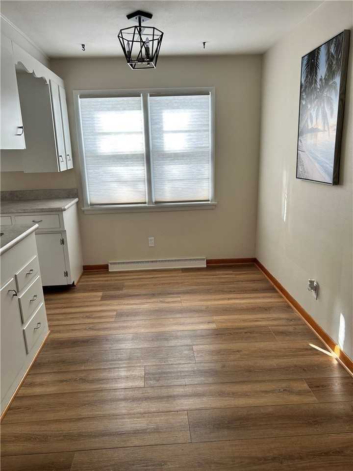 1254 Charles St - Photo 7 of 17