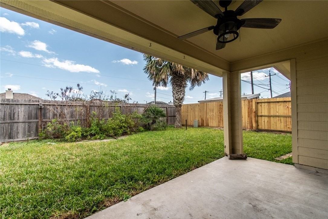 3226 Bordeaux Dr - Photo 4 of 33